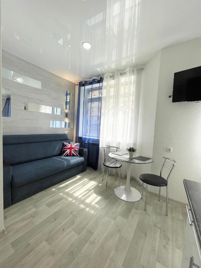 Apartment Studio London 51 Ирпин Екстериор снимка