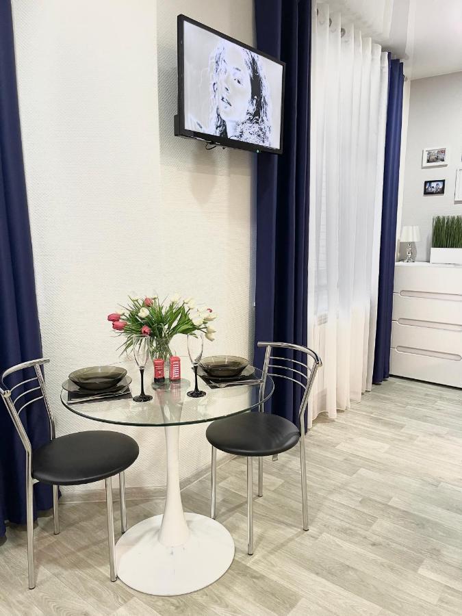 Apartment Studio London 51 Ирпин Екстериор снимка