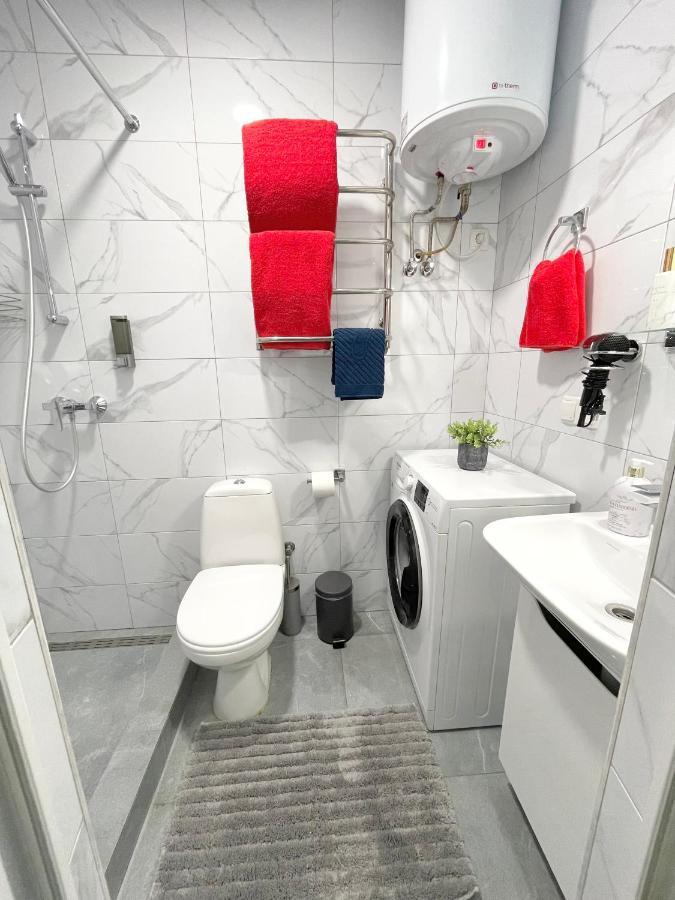 Apartment Studio London 51 Ирпин Екстериор снимка